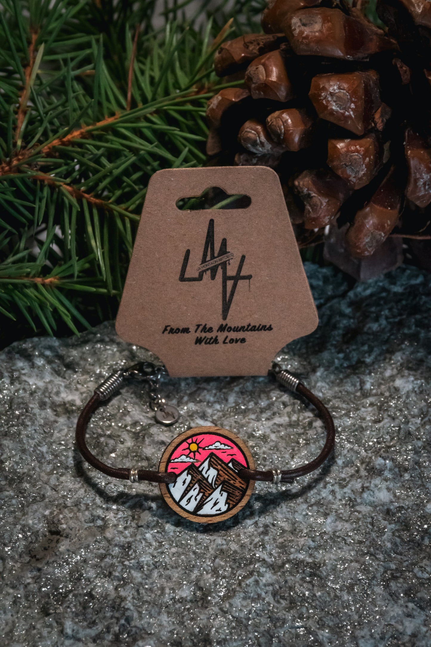 Bracelet en bois et cuir