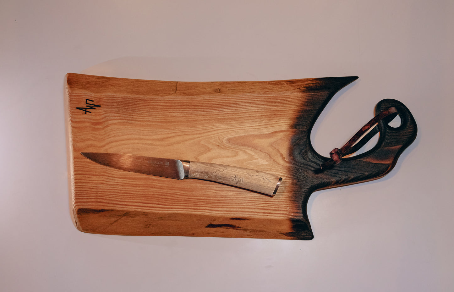 PLANCHE À DÉCOUPER