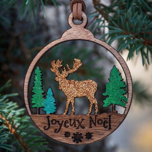 Boule de Noël en bois