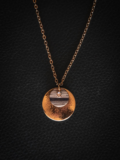 Collier en bois et chaîne