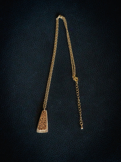 Collier en bois et chaîne