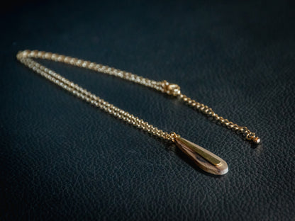 Collier en bois et chaîne